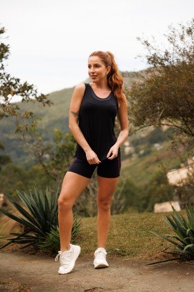 Imagem do Produto Camiseta Decote nas Costas e Detalhe em Tela Preto