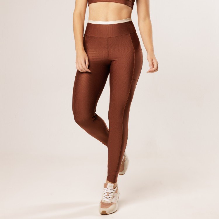 Calça Legging com Bolso Canelado