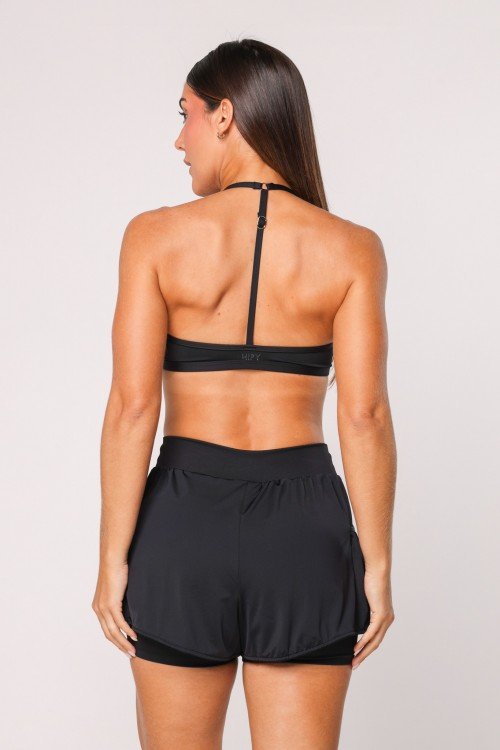 SHORT BOLSO LATERAL PRETO