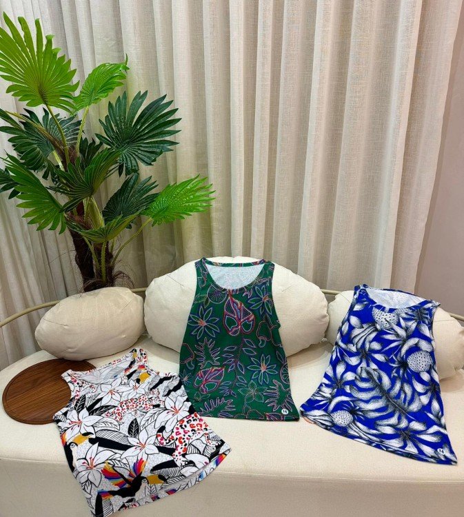 Kit com 3 Regatas Caneladas