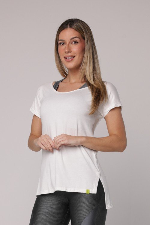 Blusa Alongada Em Gola Canoa Viscose Off