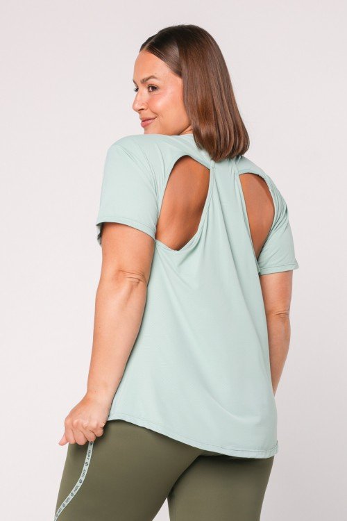 Blusa com Recorte Vazado nas Costas Verde Claro