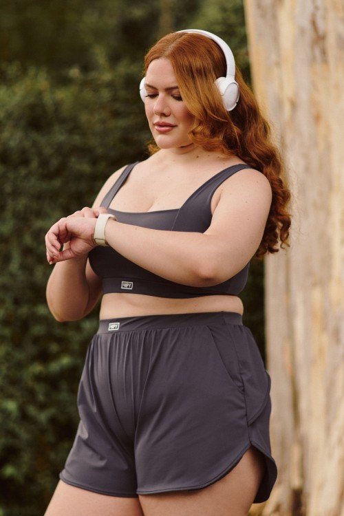 Short Casual Cinza Escuro